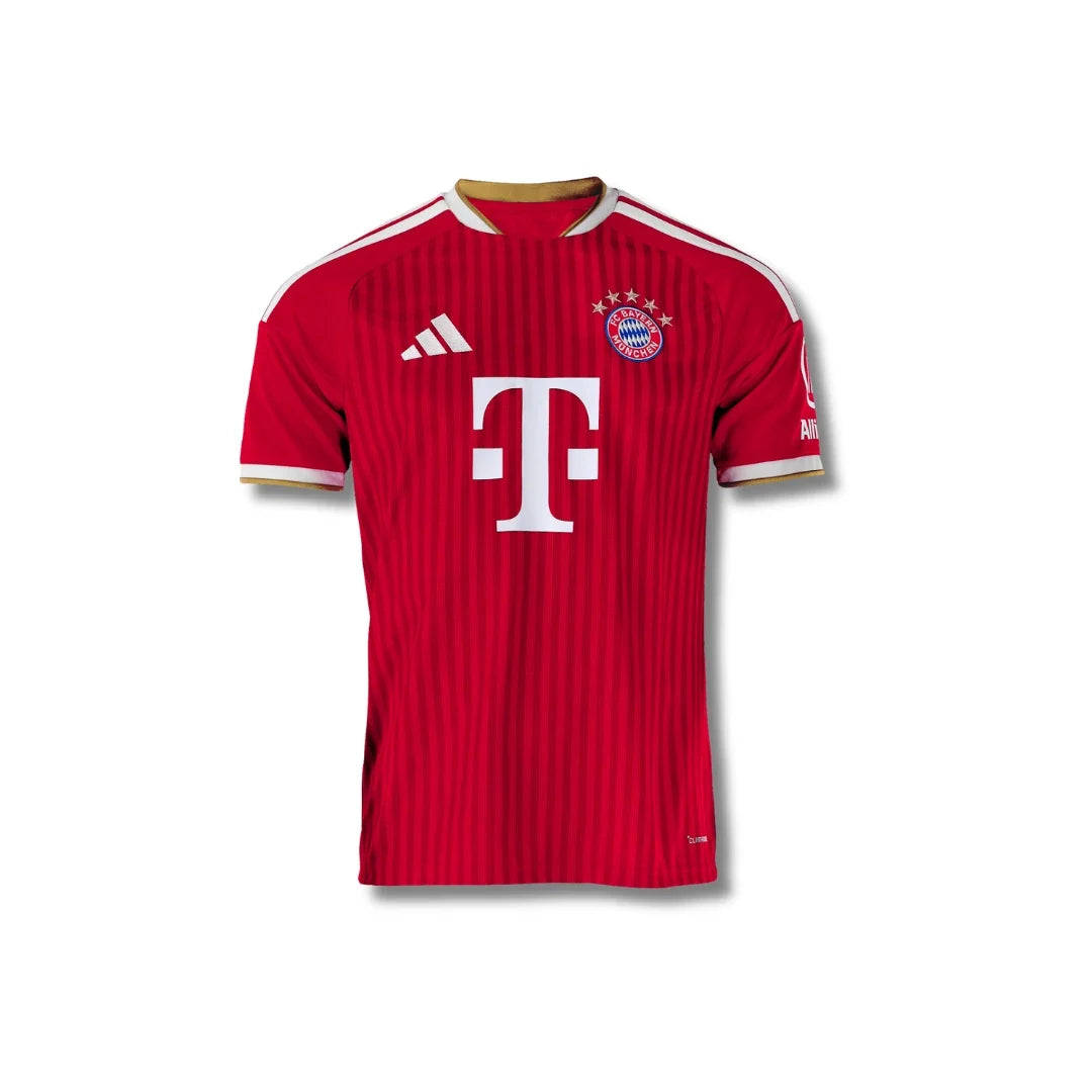 Bayern Munich 26/27 - Home - front view