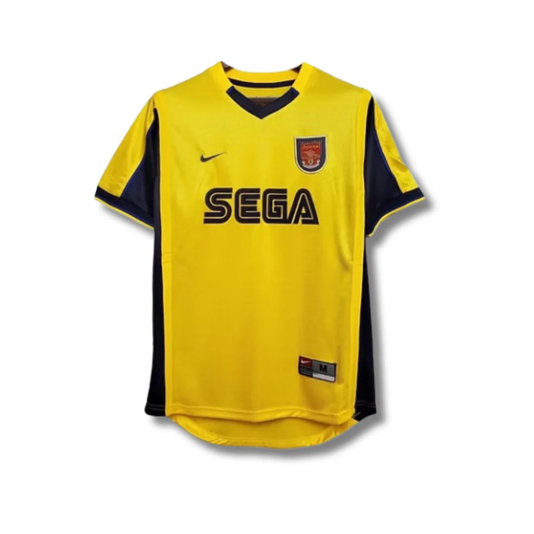 Arsenal 1990/2000 - Away - front view