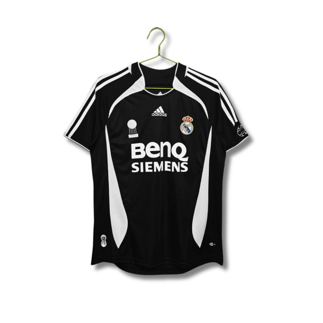 Real Madrid 2006 - Away - front view