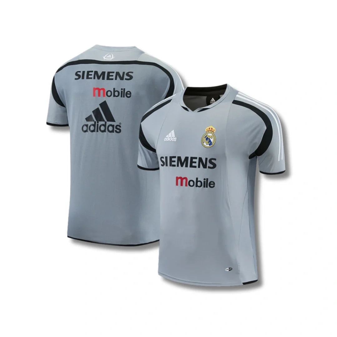 Real Madrid Retro 05/06 Grey Training - front view