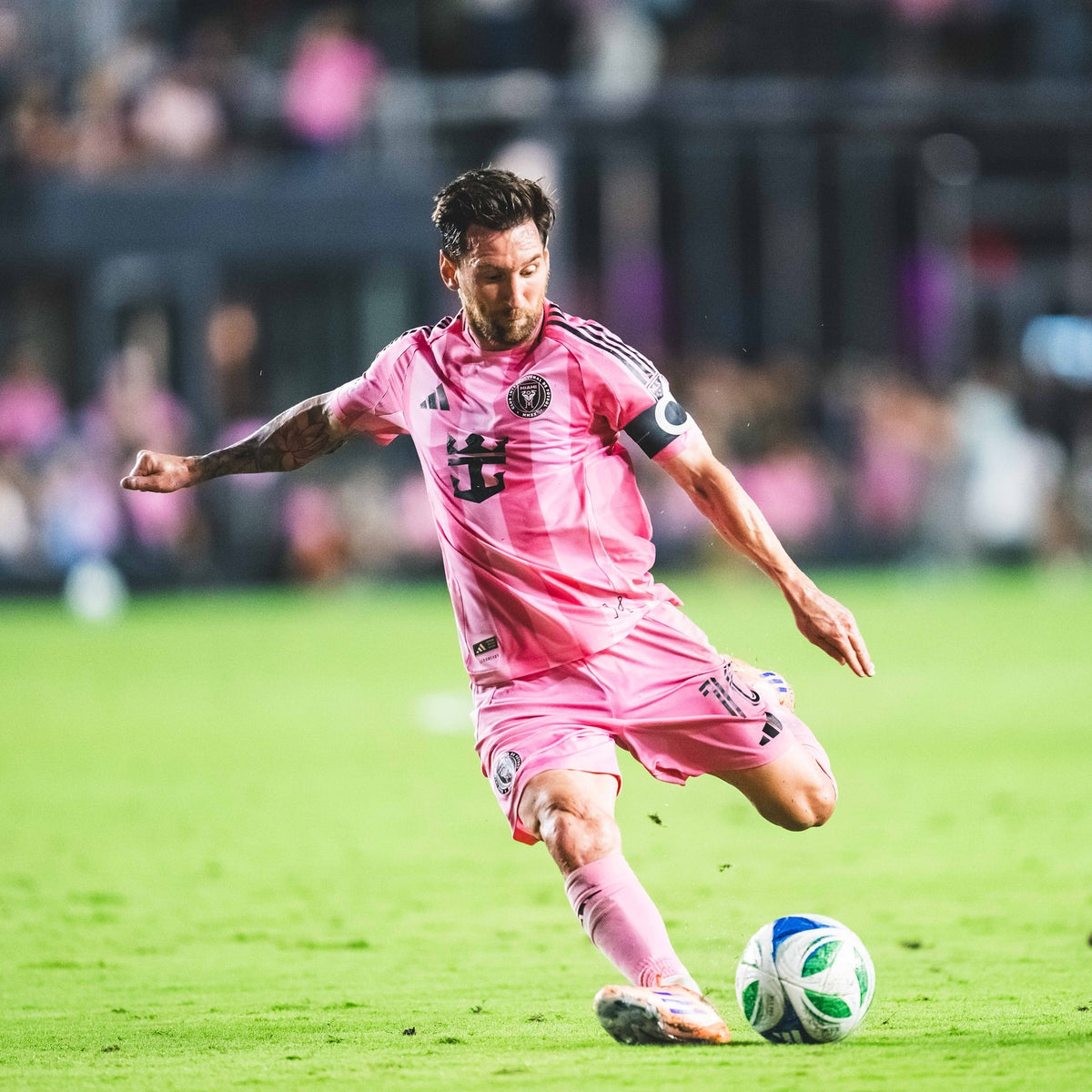 LEO MESSI
