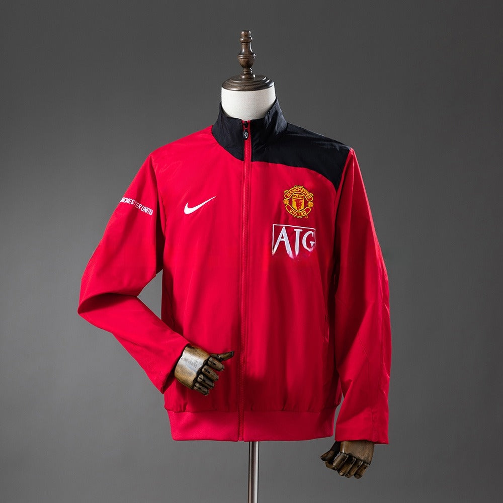 Man united 06/07 windbreaker - front view