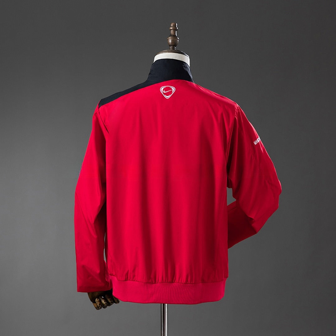 Man united 06/07 windbreaker - back view
